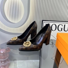 Louis Vuitton Heeled Shoes